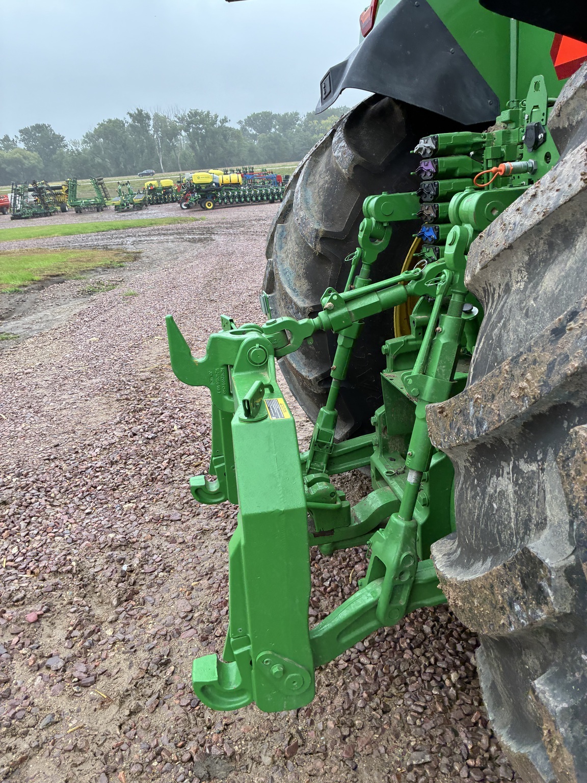 2022 John Deere 8R 370 Tractor