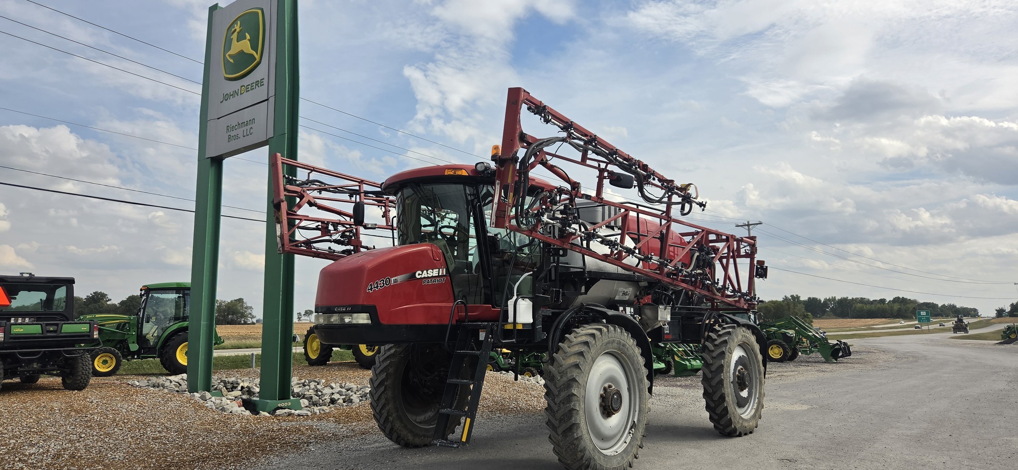 2012 Case IH Patriot 4430 Self-Propelled Sprayer