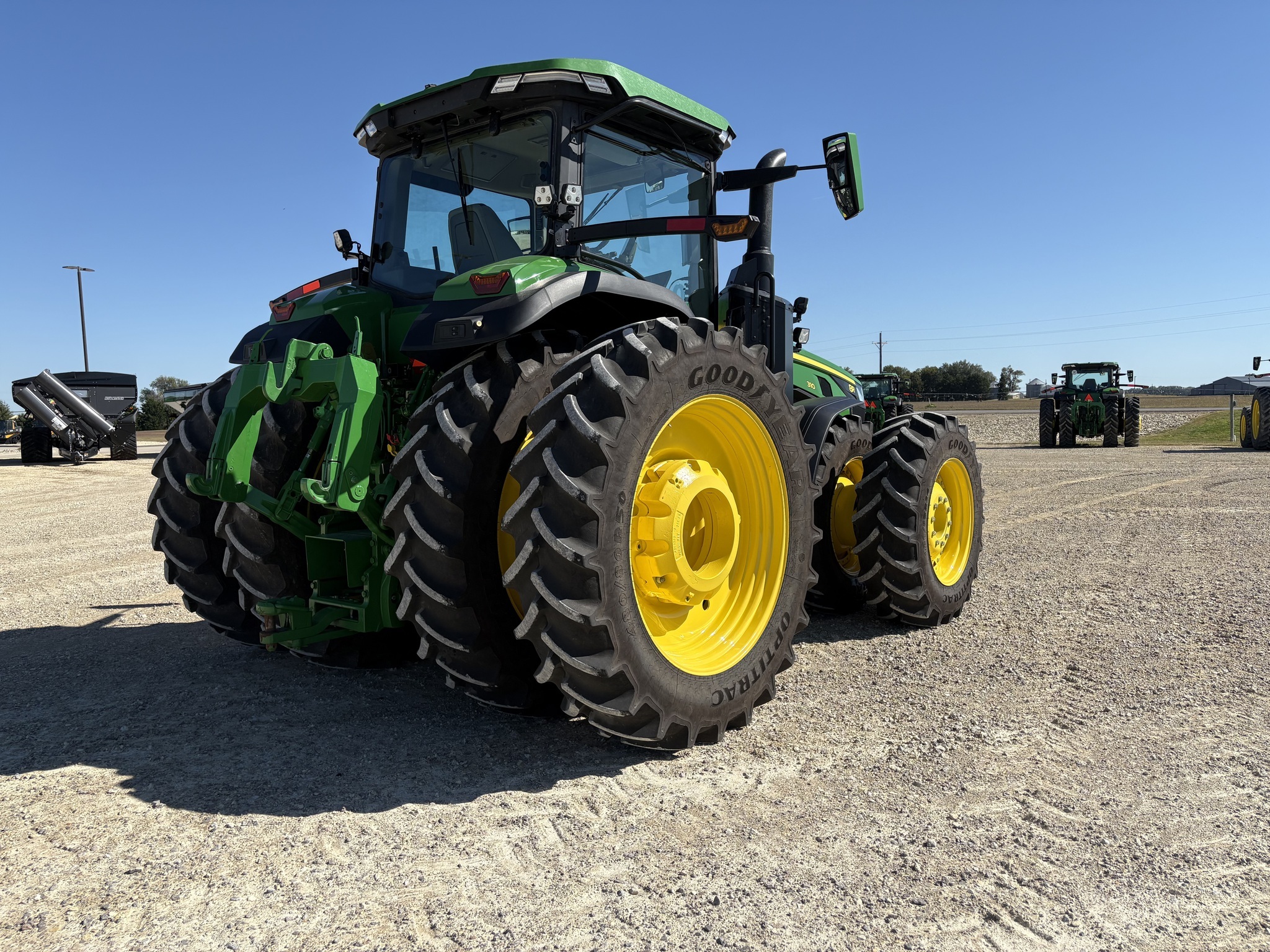 2025 John Deere 8R 310 Tractor