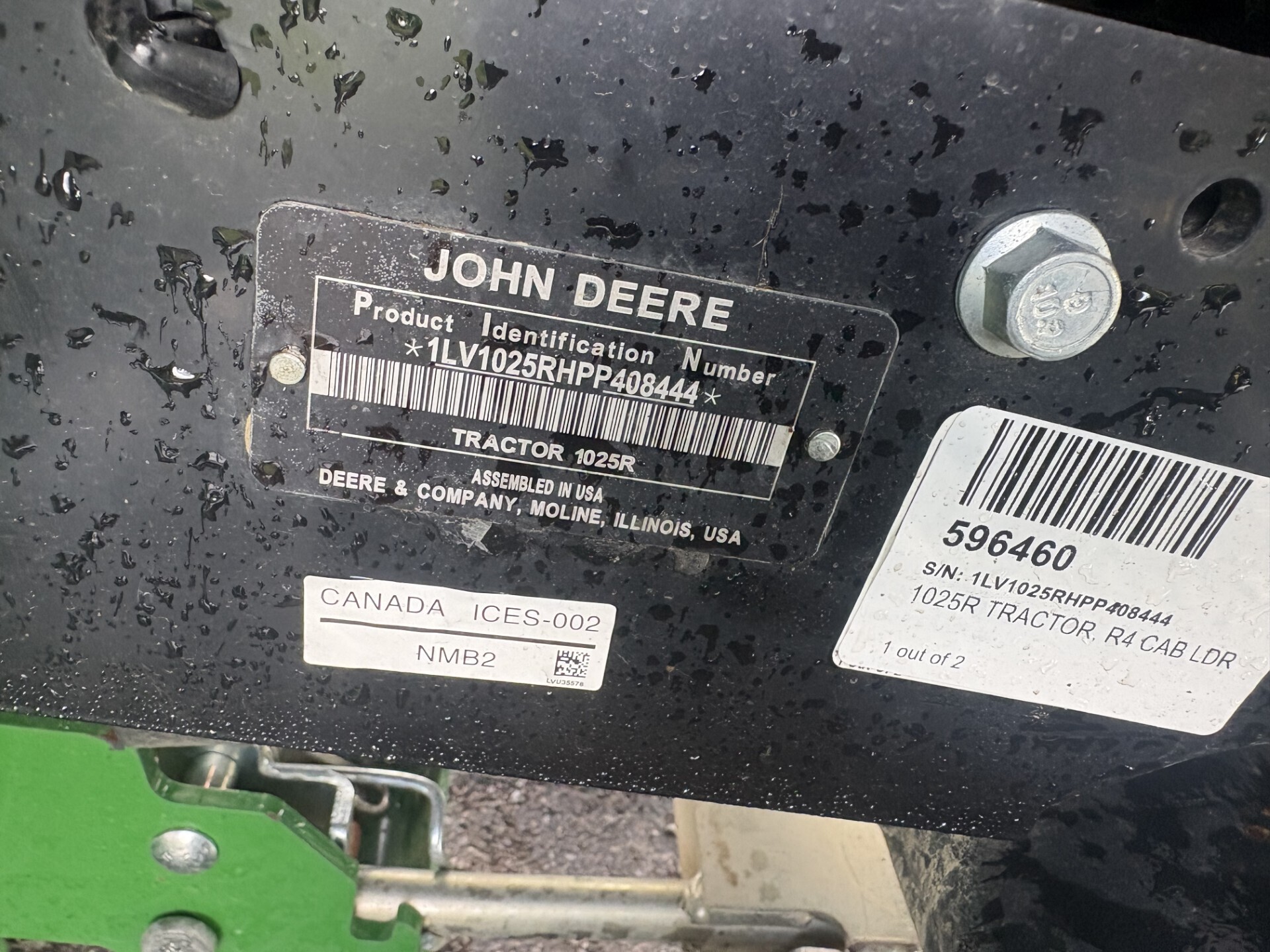 2023 John Deere 1025R Tractor