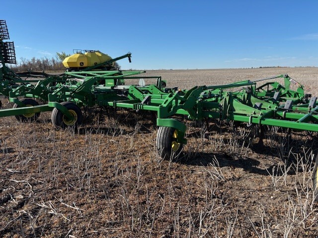 2012 John Deere 2410 Chisel Plow - $45,000 | Machinery Pete