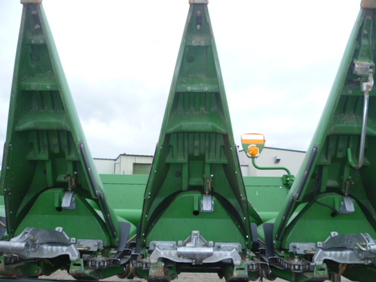 2011 John Deere 612C Corn Head