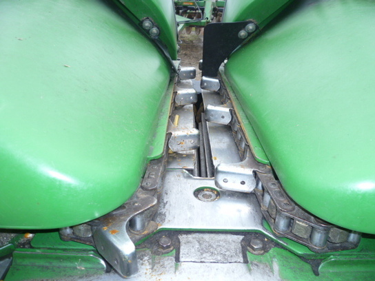 2011 John Deere 612C Corn Head