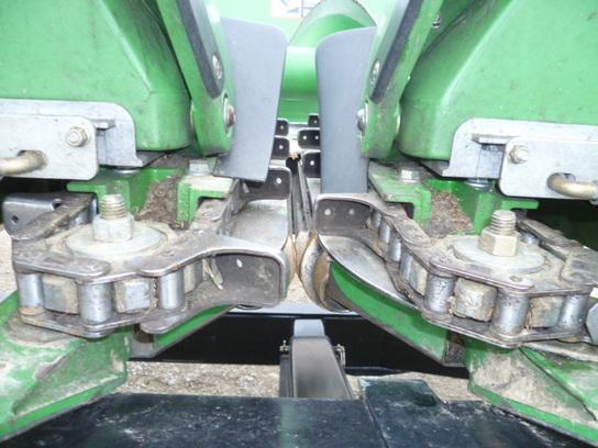 2011 John Deere 612C Corn Head
