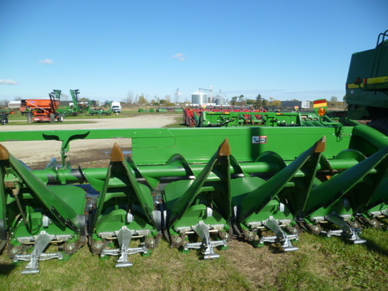 2011 John Deere 612C Corn Head