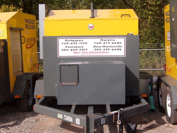 2011 Wacker Neuson E3000 Compacting and Paving