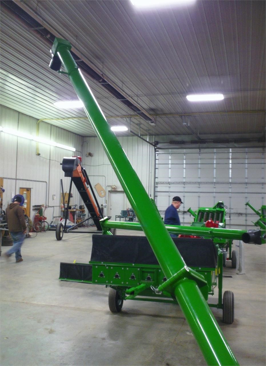 2024 Kwik Kleen 572 Grain Cleaner 14,664 Machinery Pete