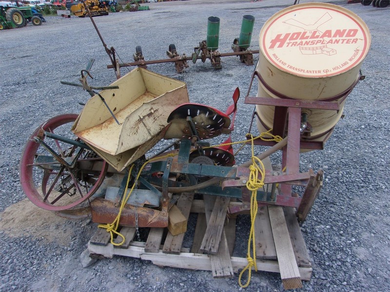 Used Holland Transplanter 1500 Vegetable Equipment for Sale Machinery