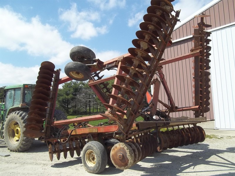 Case IH 496 Disk - Wheeler, Illinois | Machinery Pete