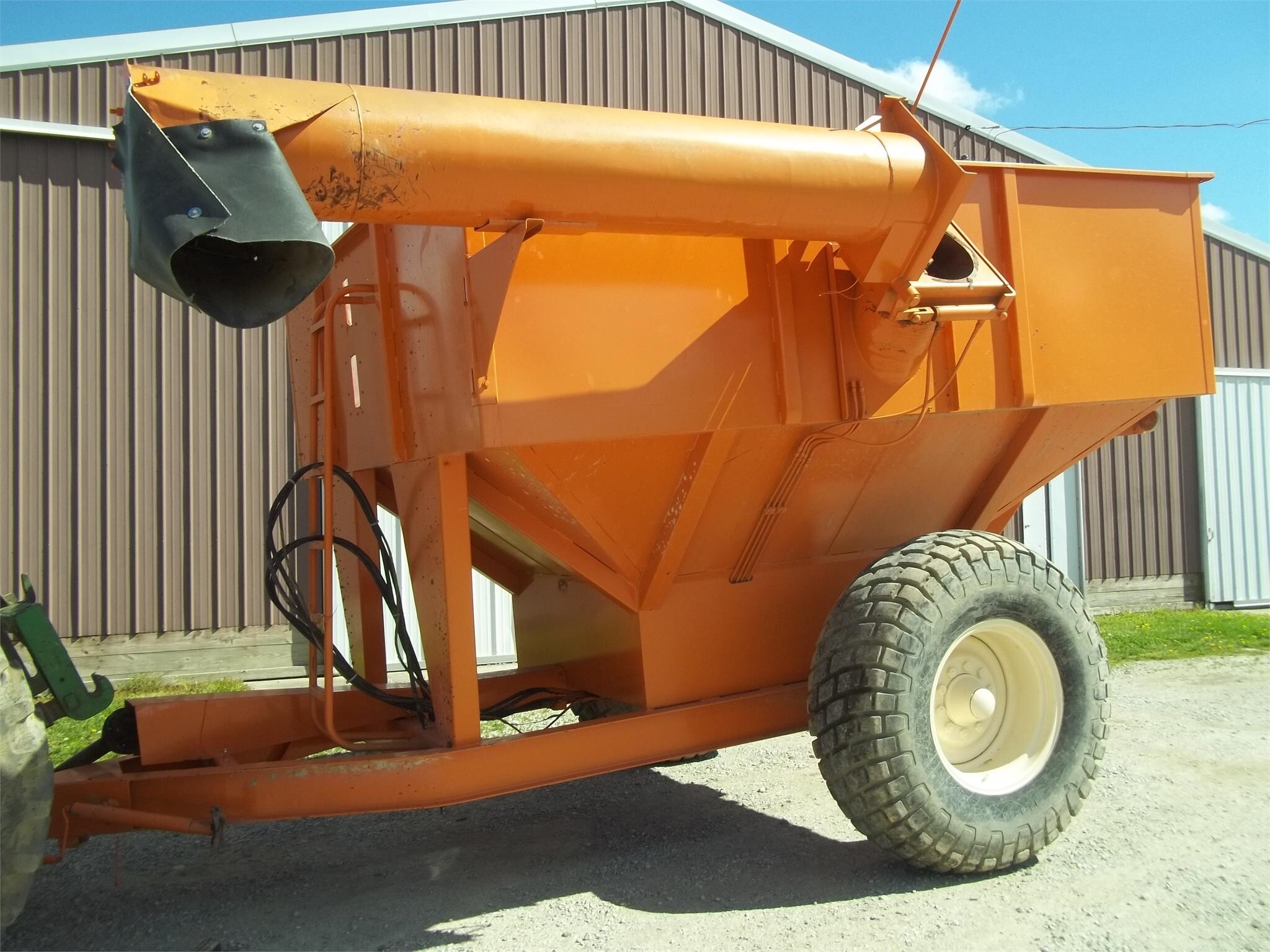  United Farm Tools 500 Grain Cart