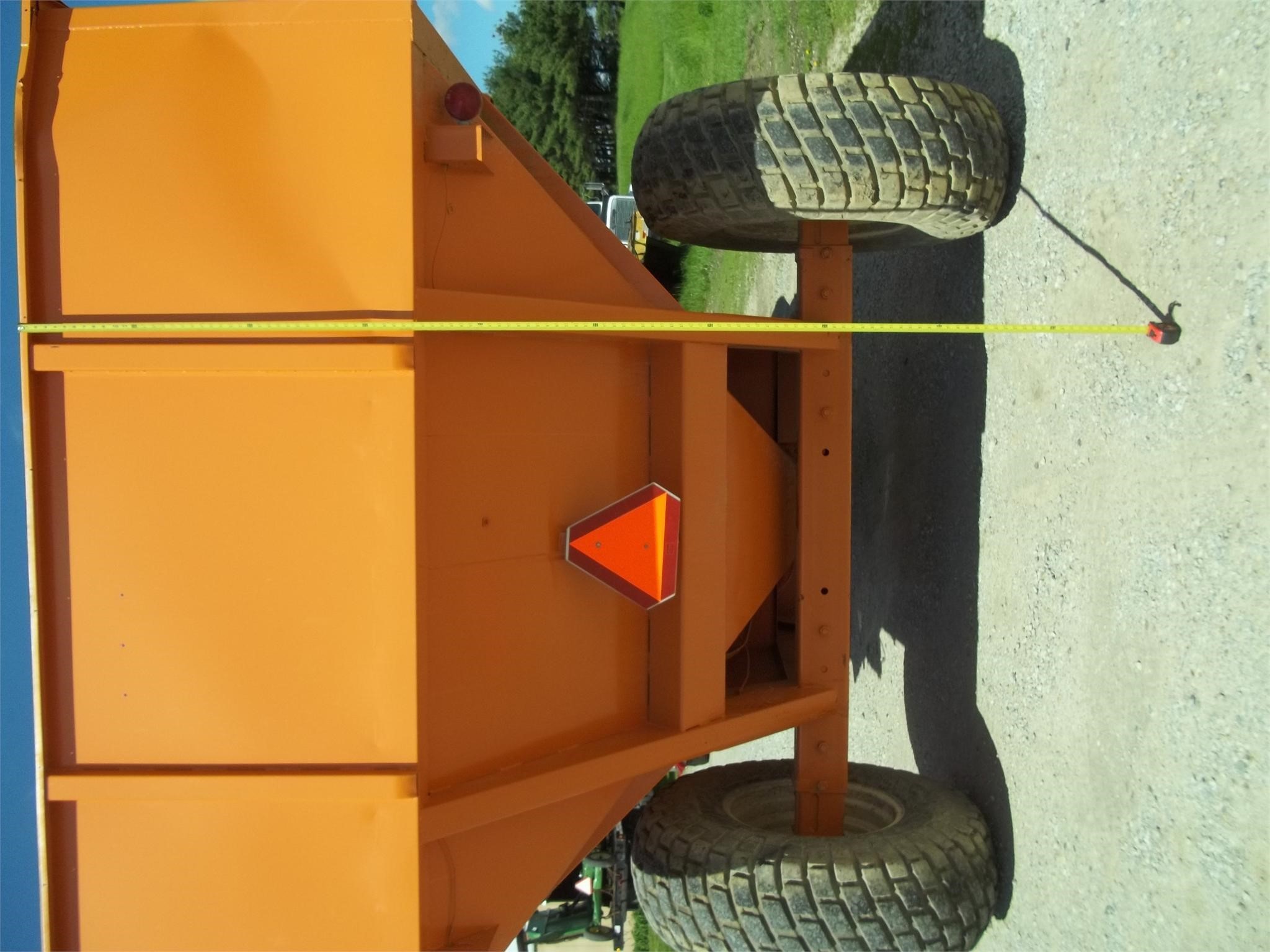  United Farm Tools 500 Grain Cart
