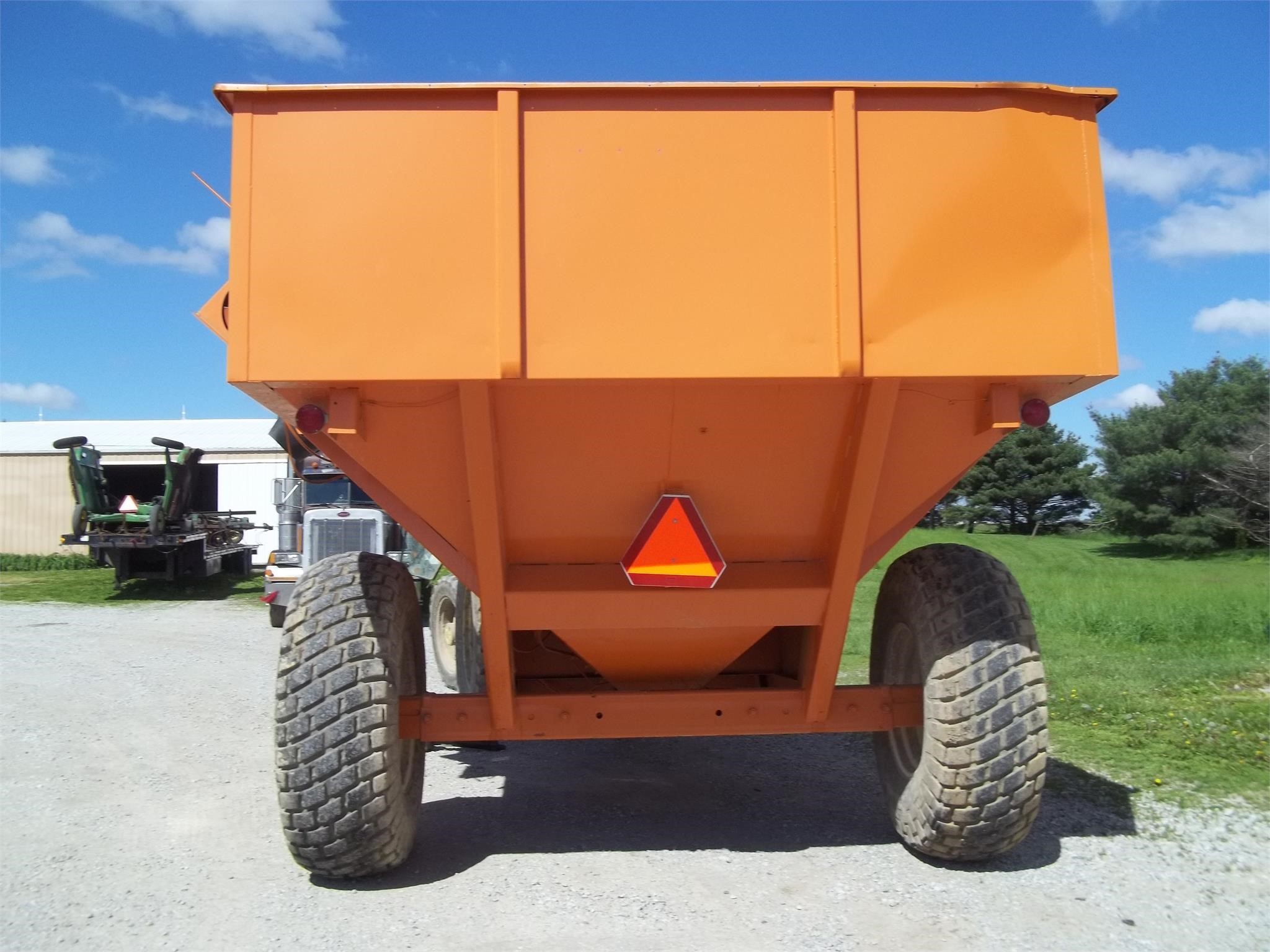  United Farm Tools 500 Grain Cart