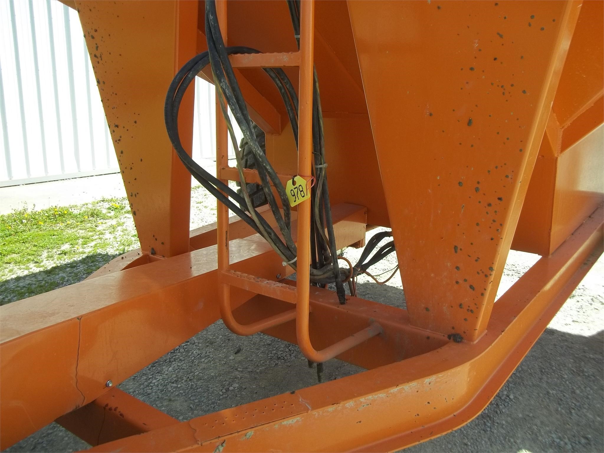  United Farm Tools 500 Grain Cart
