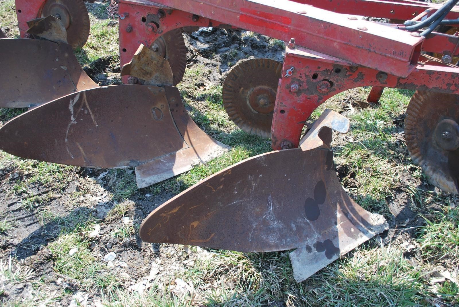 International Harvester 560 Plow 950 Machinery Pete