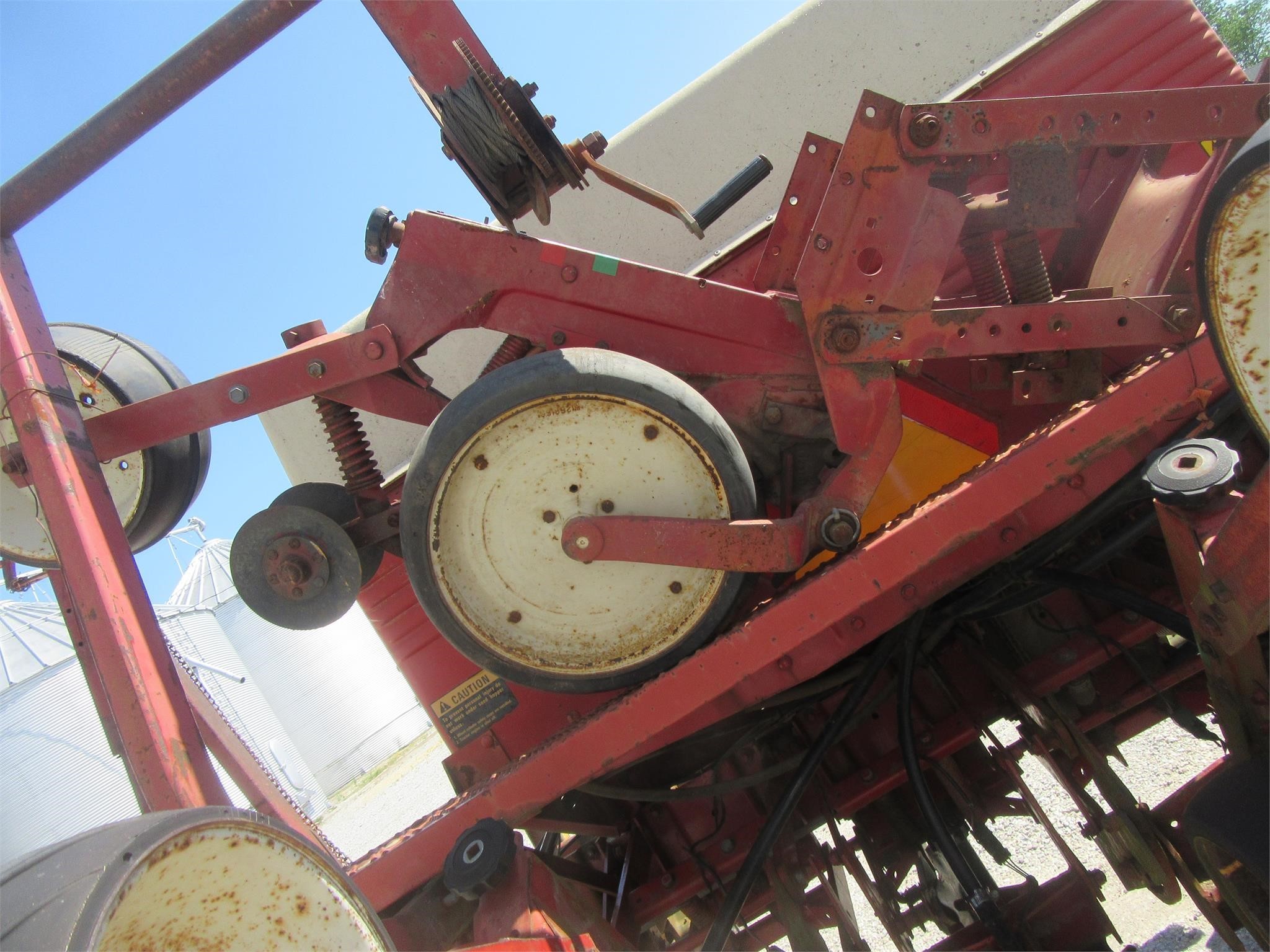 International Harvester 800 Cyclo Air Planter 4,500 Machinery Pete