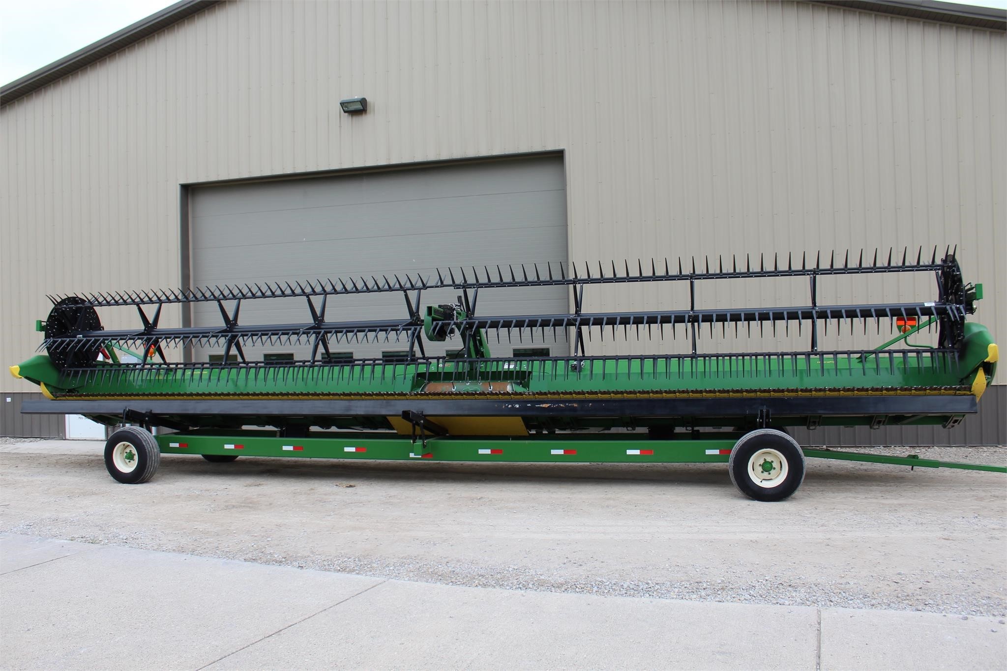2018 John Deere 640FD Platform