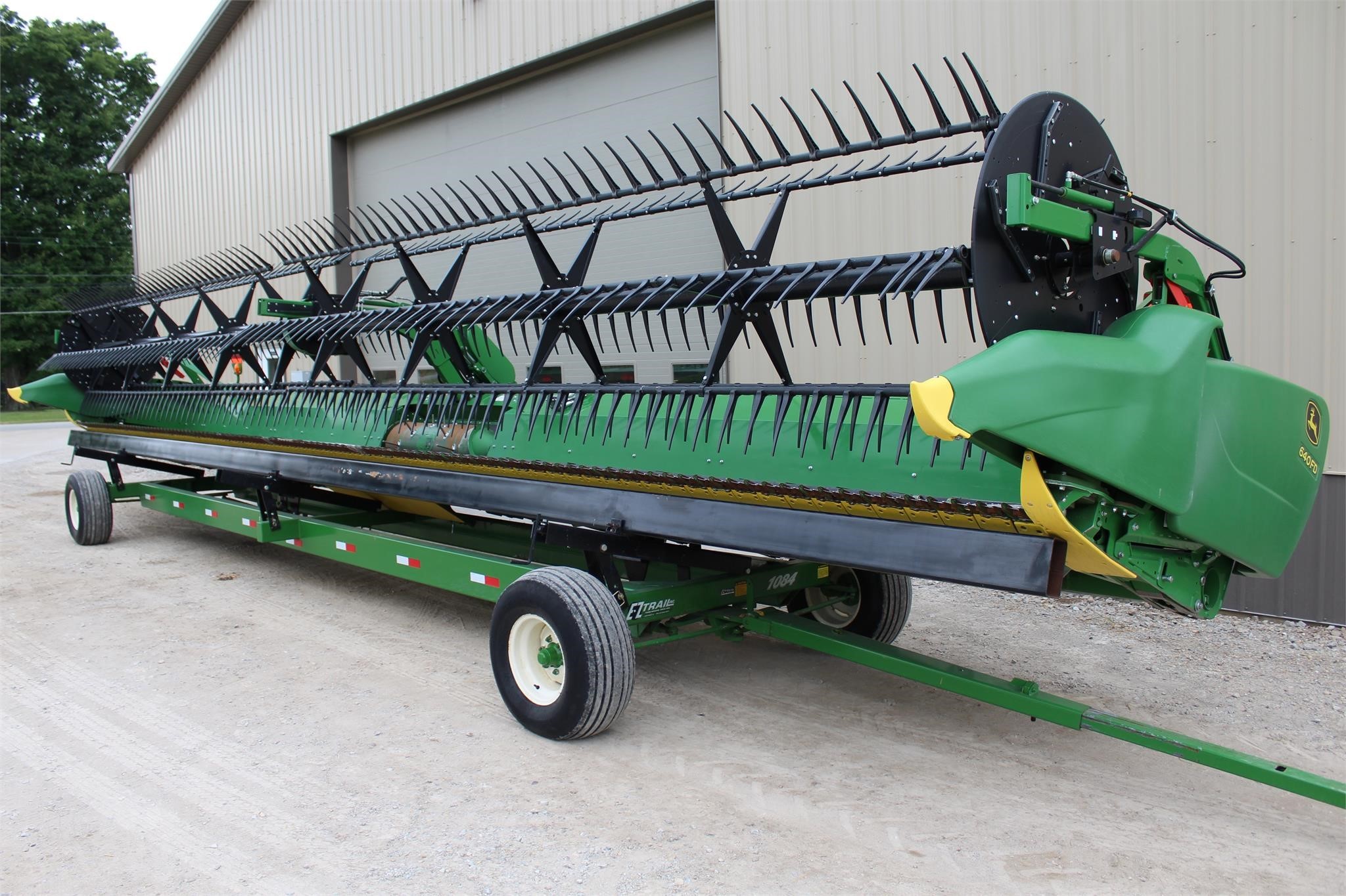 2018 John Deere 640FD Platform