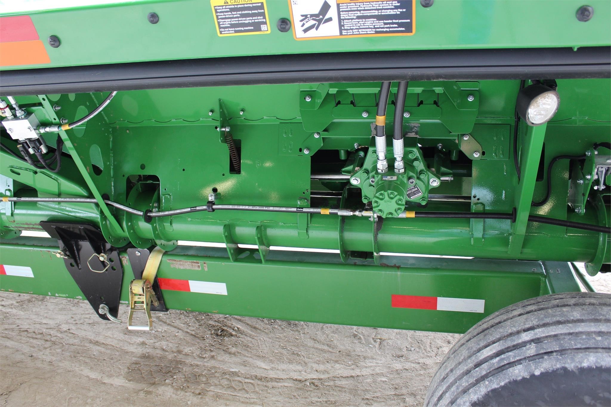 2018 John Deere 640FD Platform