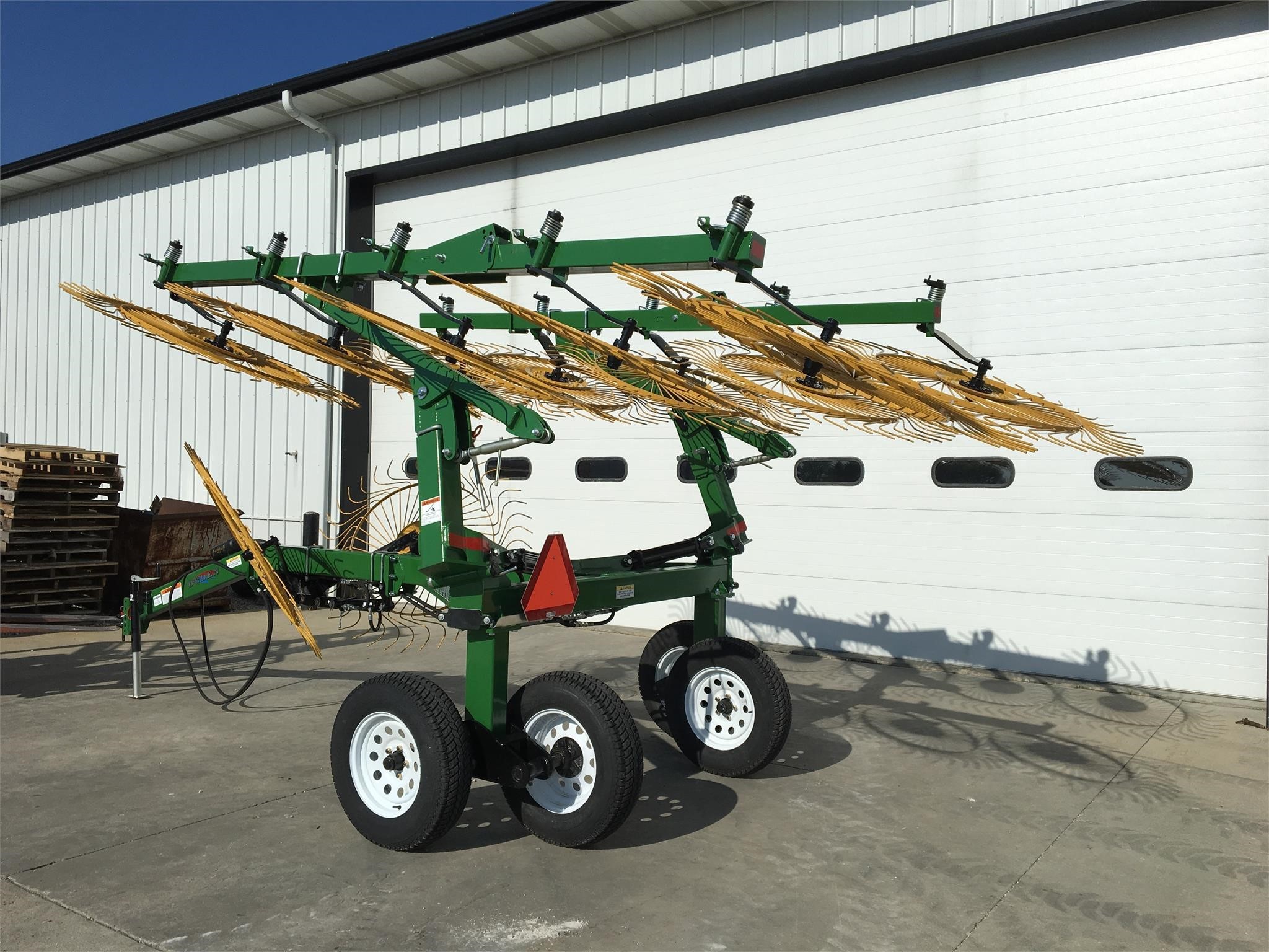  Ogden Metalworks RCR812 Rake