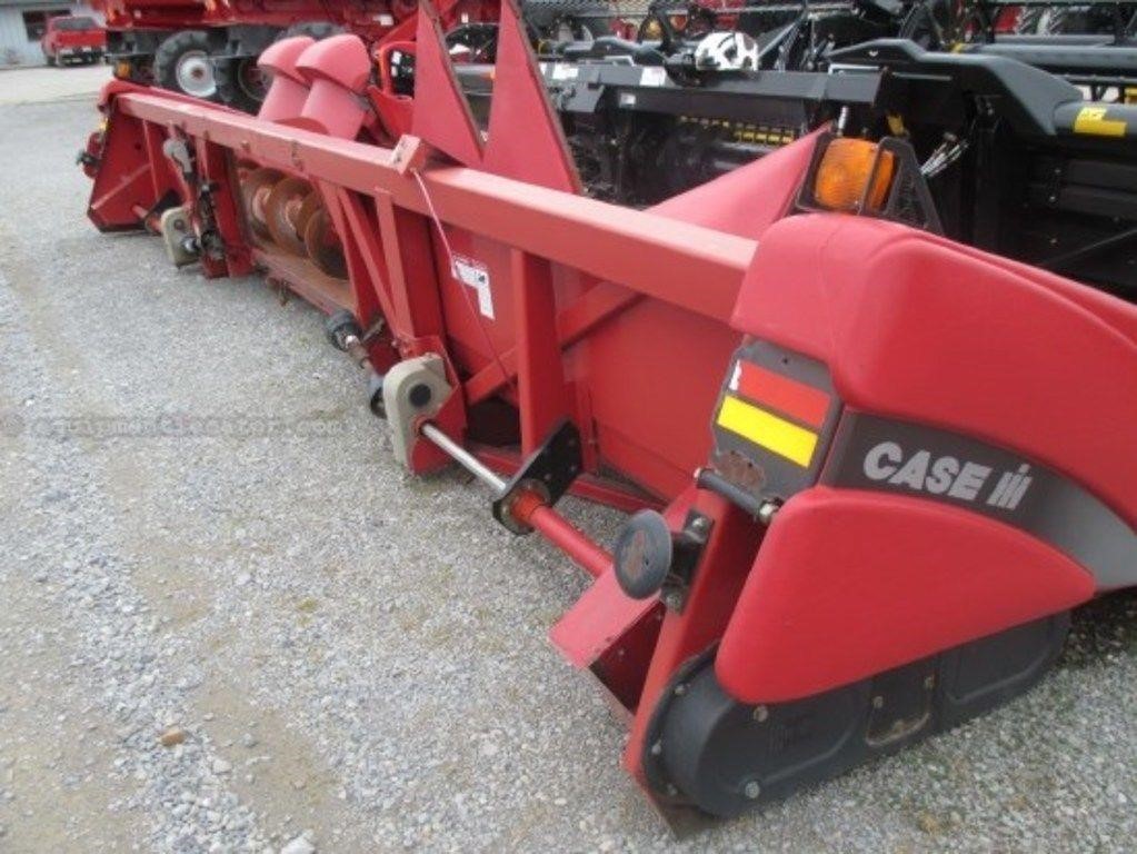 2007 Case IH 2208 Corn Head