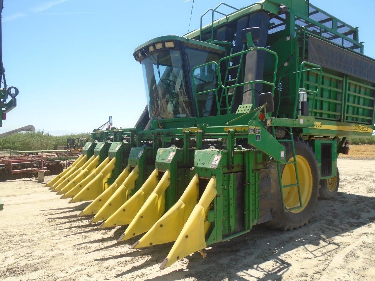 2002 John Deere 9986 Cotton Equipment