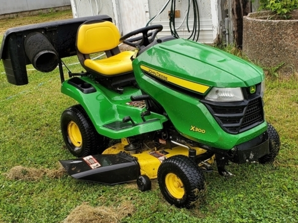 John Deere X300 Lawn And Garden For Sale Machinery Pete