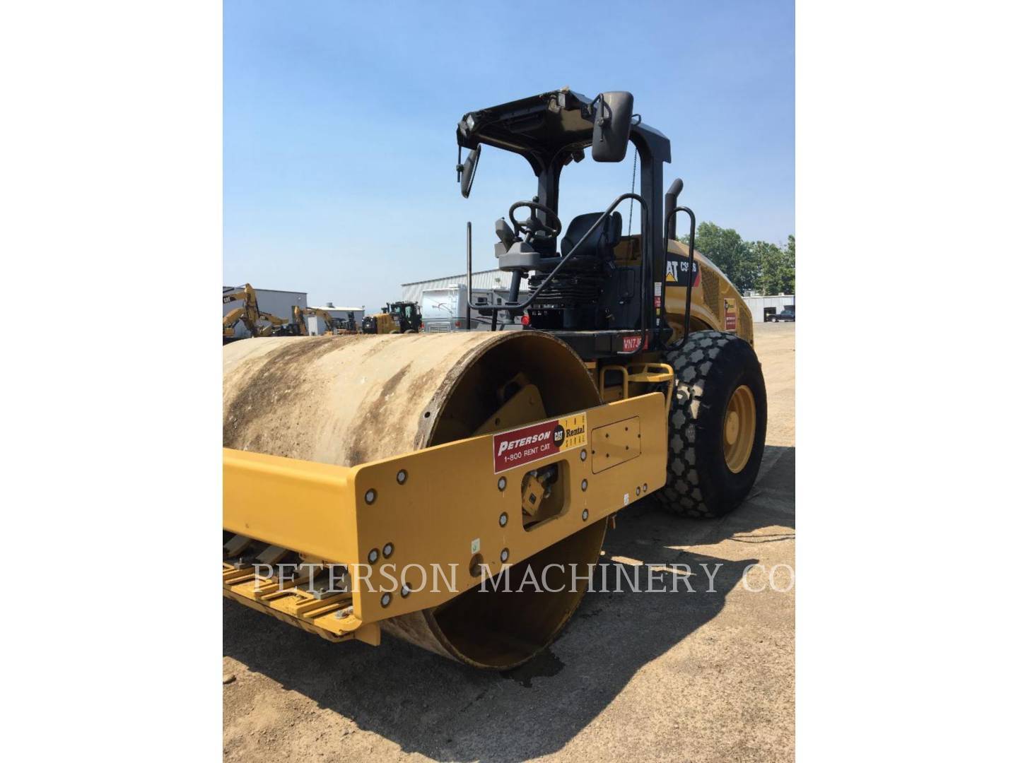 2017 Caterpillar CS54B Compacting and Paving