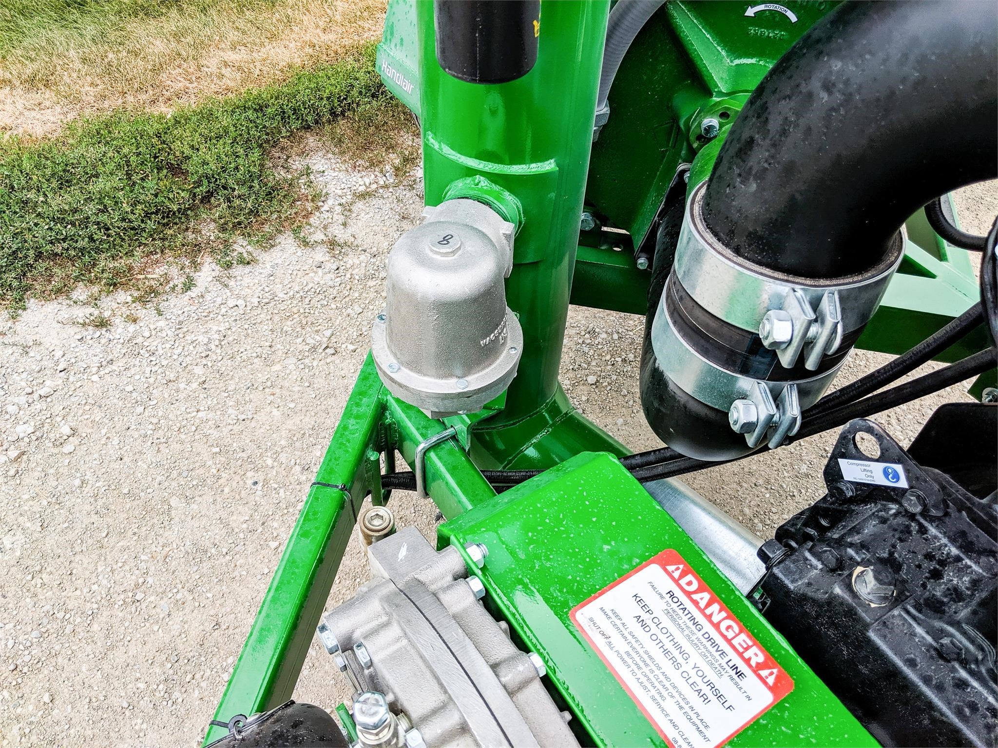 2026 Handlair 680 Grain Vac