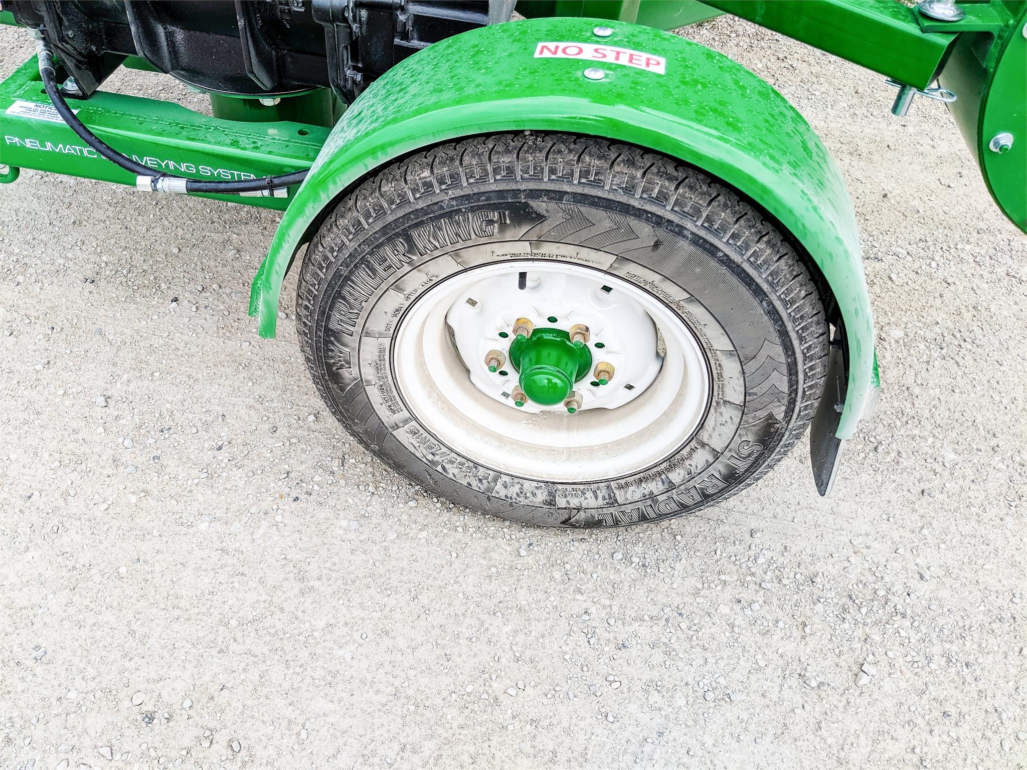 2026 Handlair 680 Grain Vac