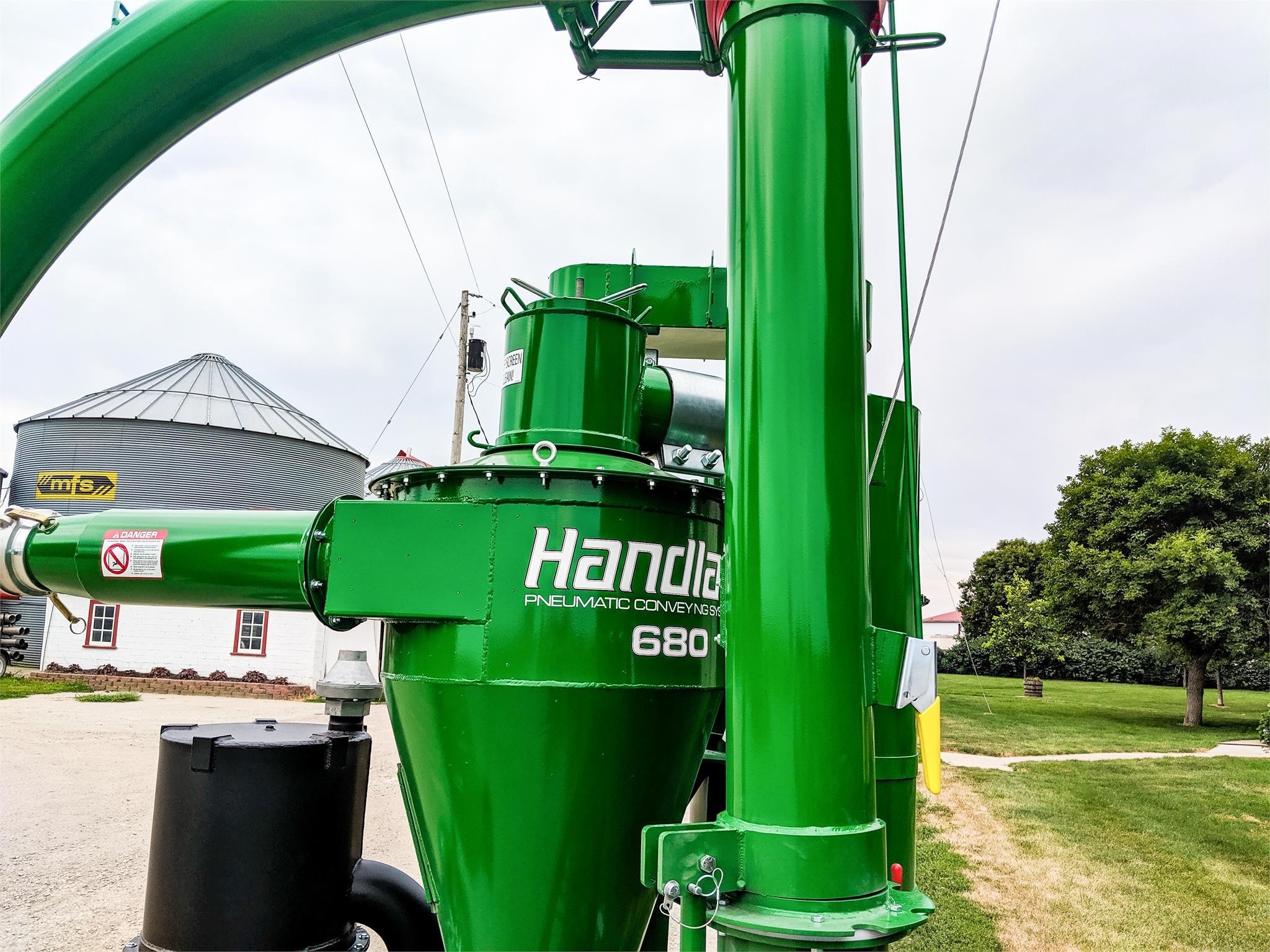 2026 Handlair 680 Grain Vac