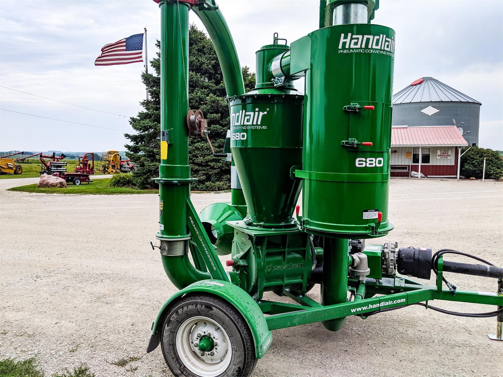 2026 Handlair 680 Grain Vac