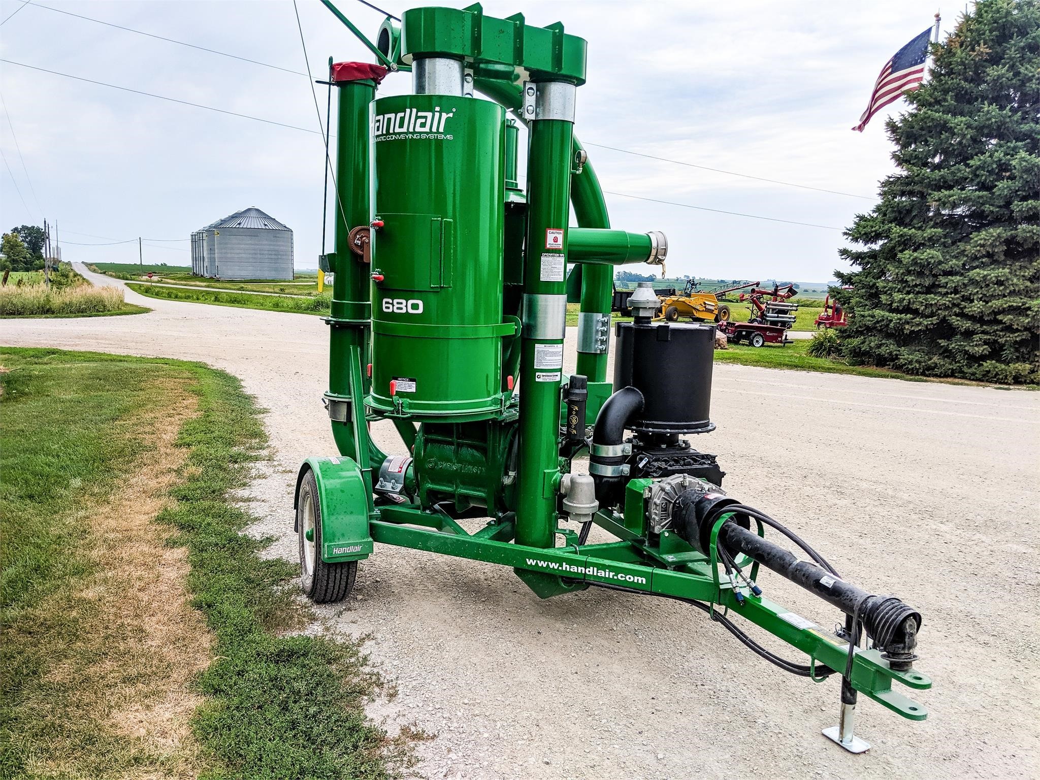 2026 Handlair 680 Grain Vac
