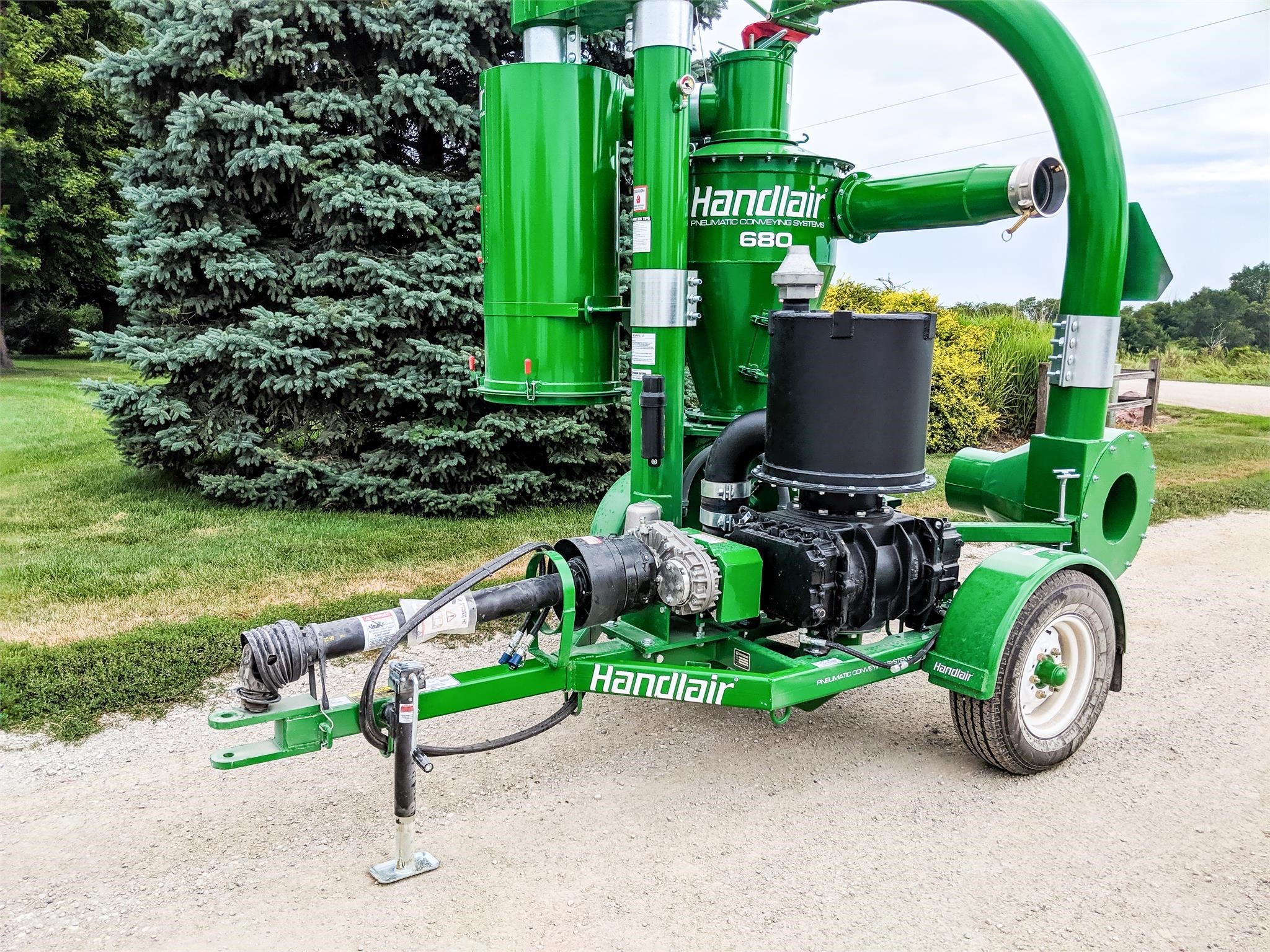 2026 Handlair 680 Grain Vac