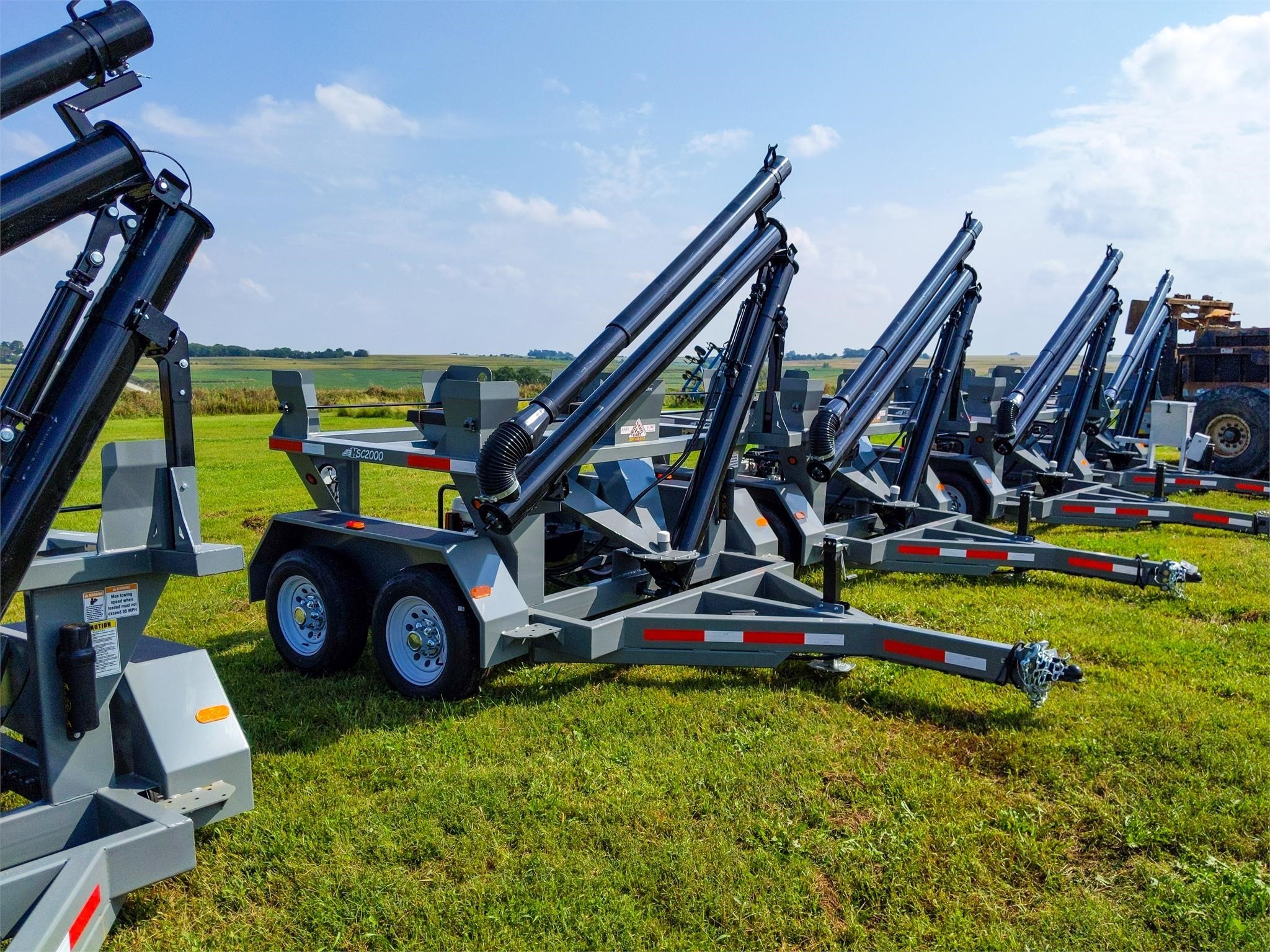 2026 Travis Seed Cart HSC2200 Seed Tender