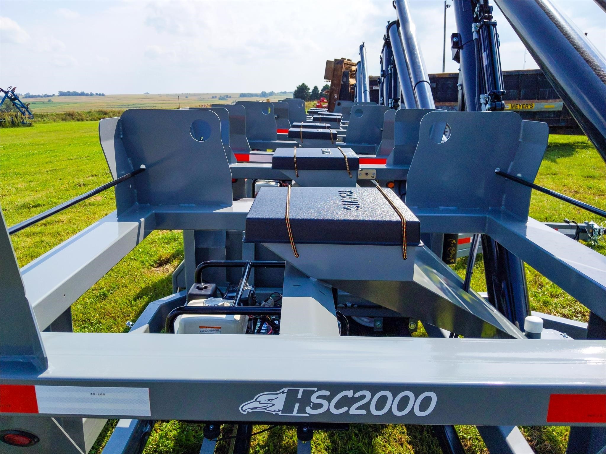 2026 Travis Seed Cart HSC2200 Seed Tender