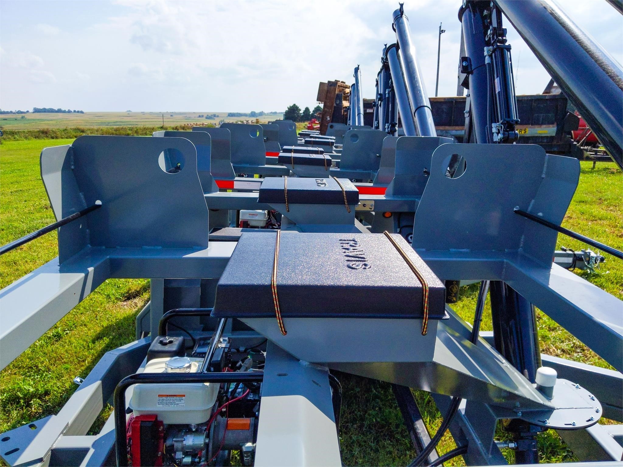 2026 Travis Seed Cart HSC2200 Seed Tender