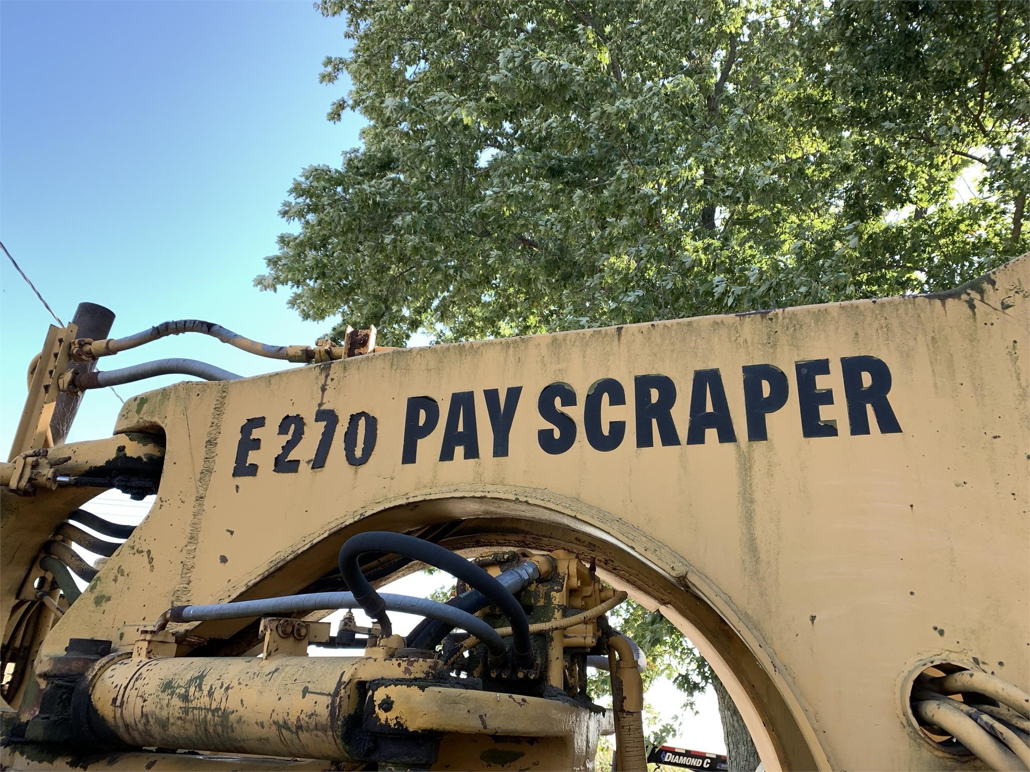  International E270 Scraper