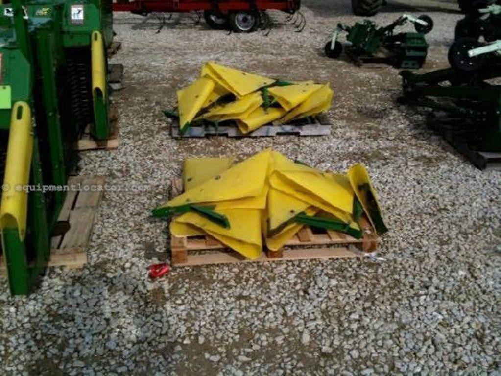  John Deere VRS PRO 12 Cotton Equipment