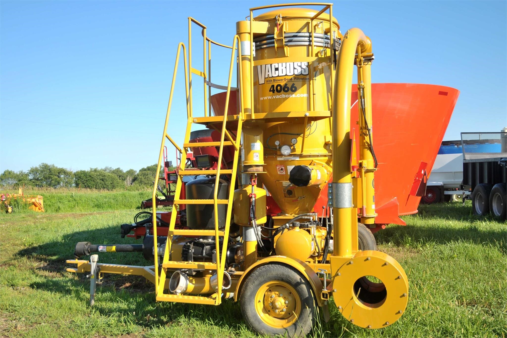 2026 VAC BOSS 4066 Grain Vac