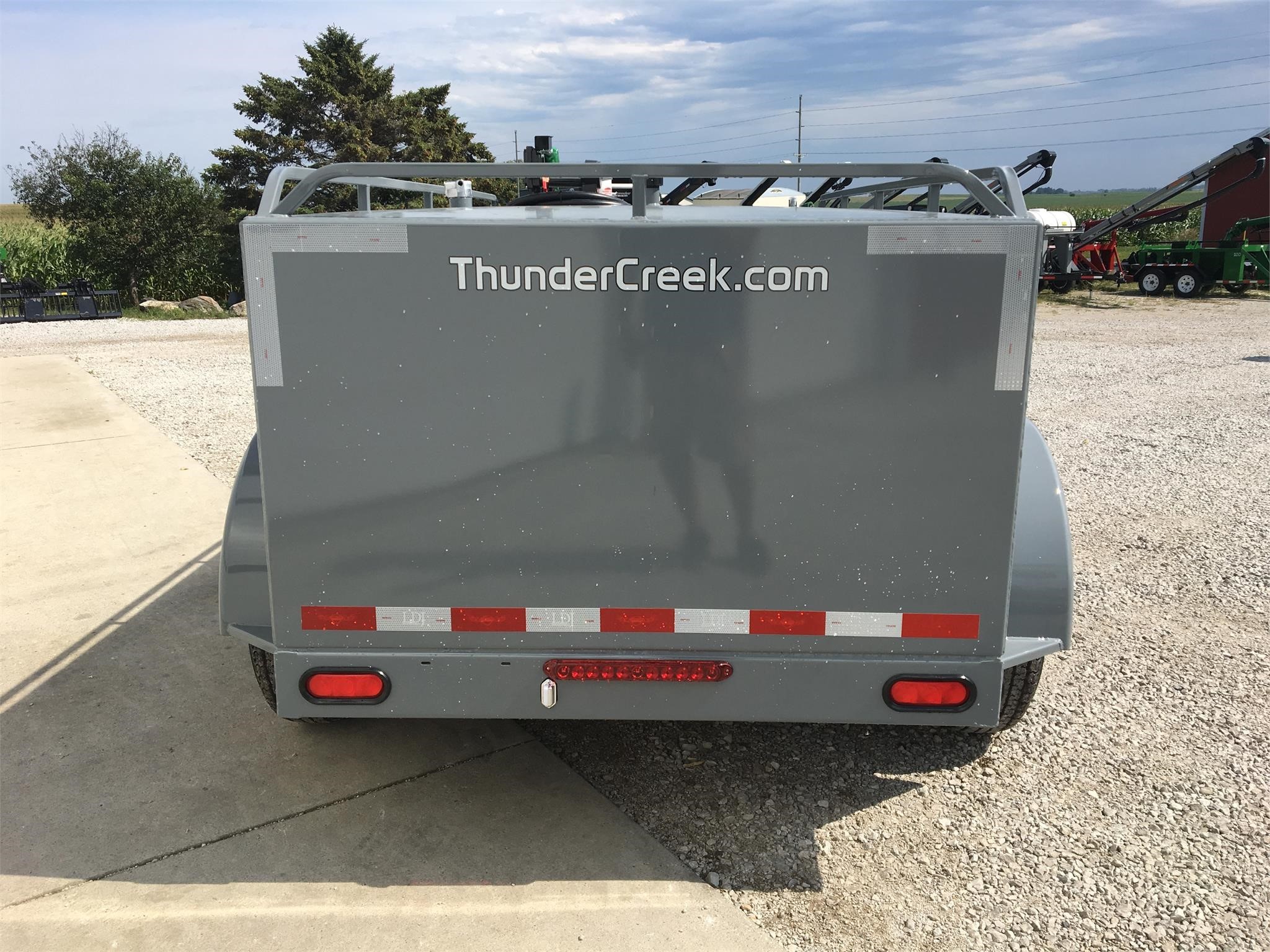 2023 Thunder Creek EV990 Fuel Trucks/Trailer