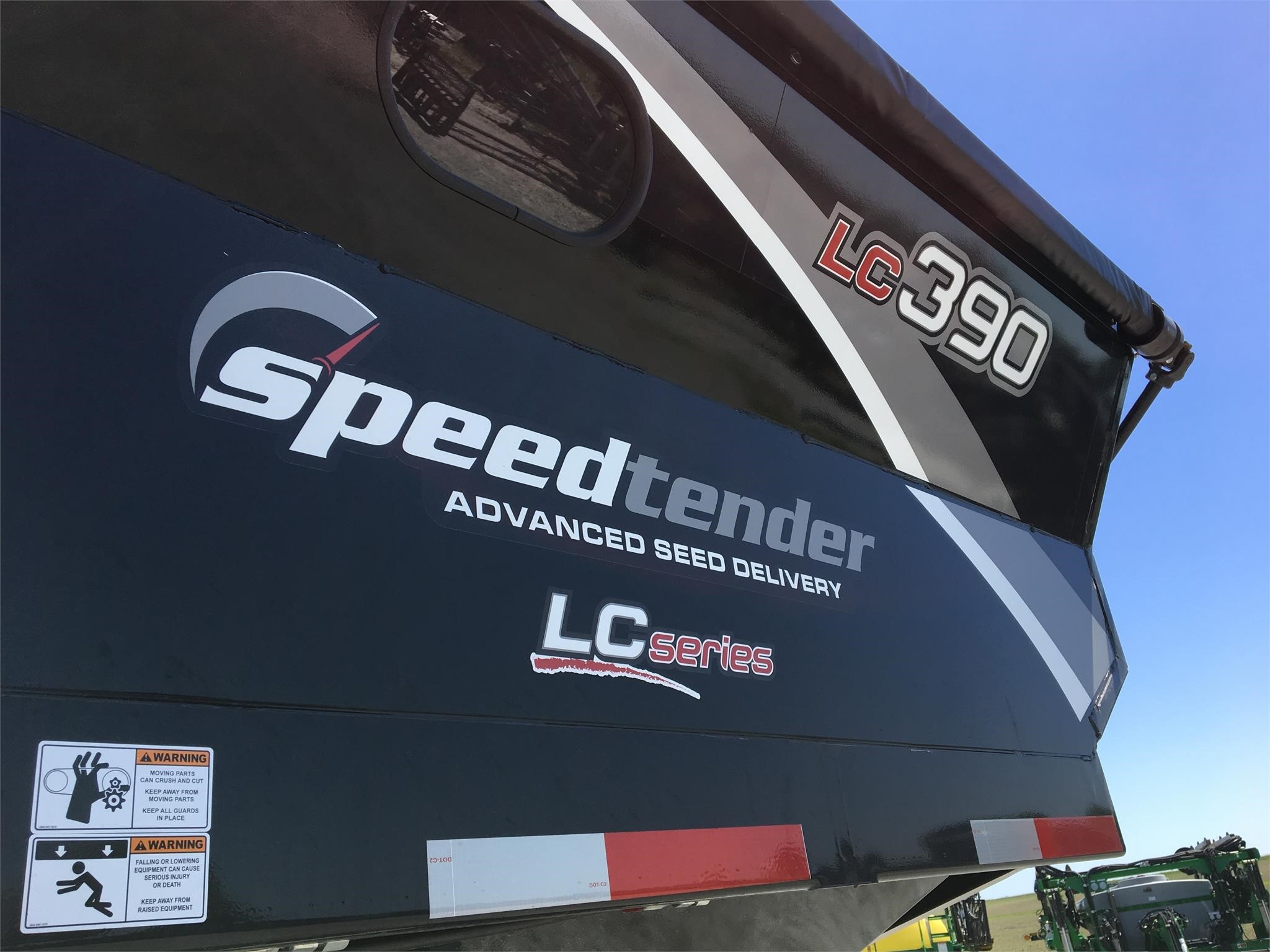 2024 J&M LC390 Seed Tender