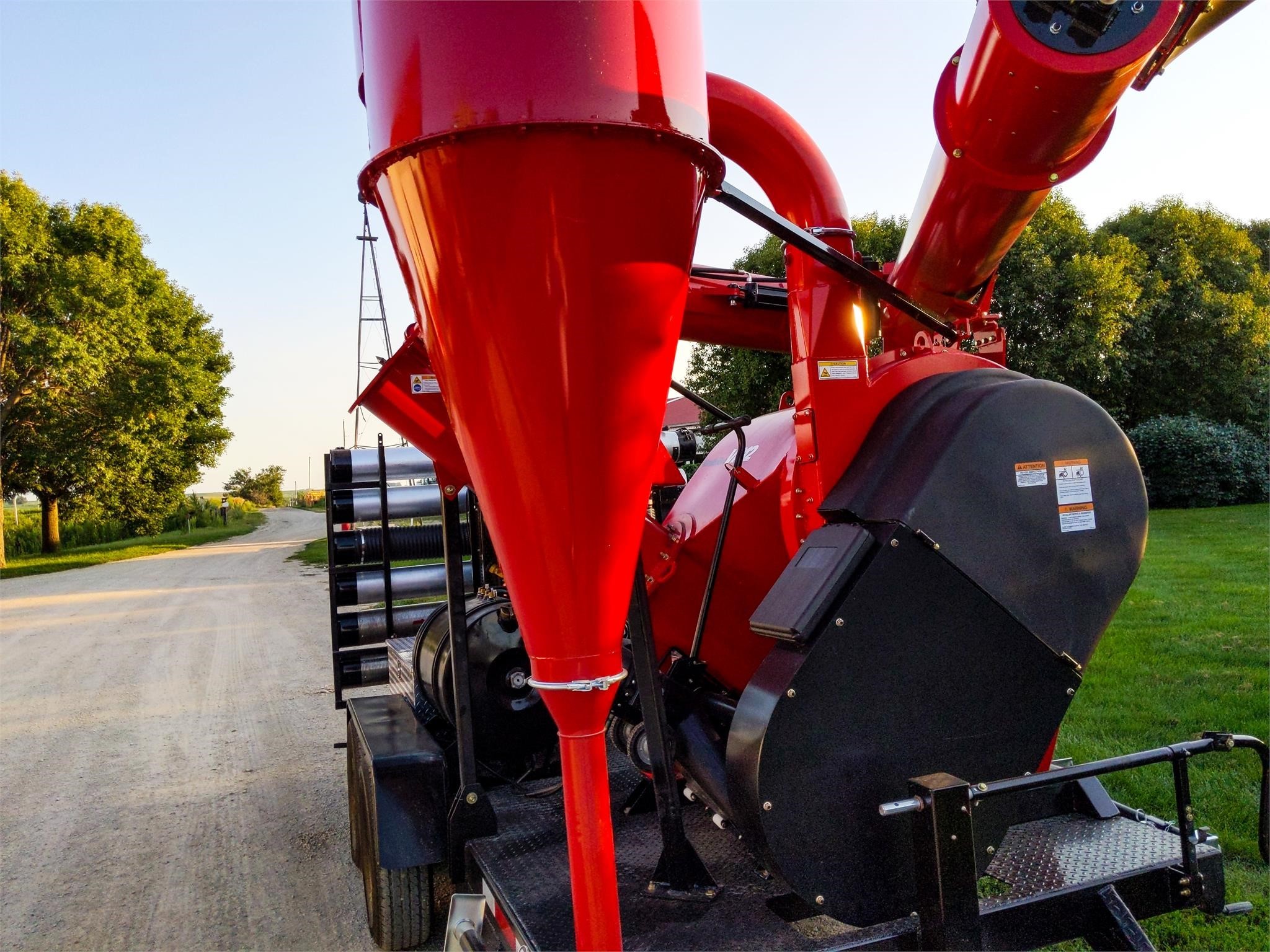 2026 AGI VR12 Grain Vac