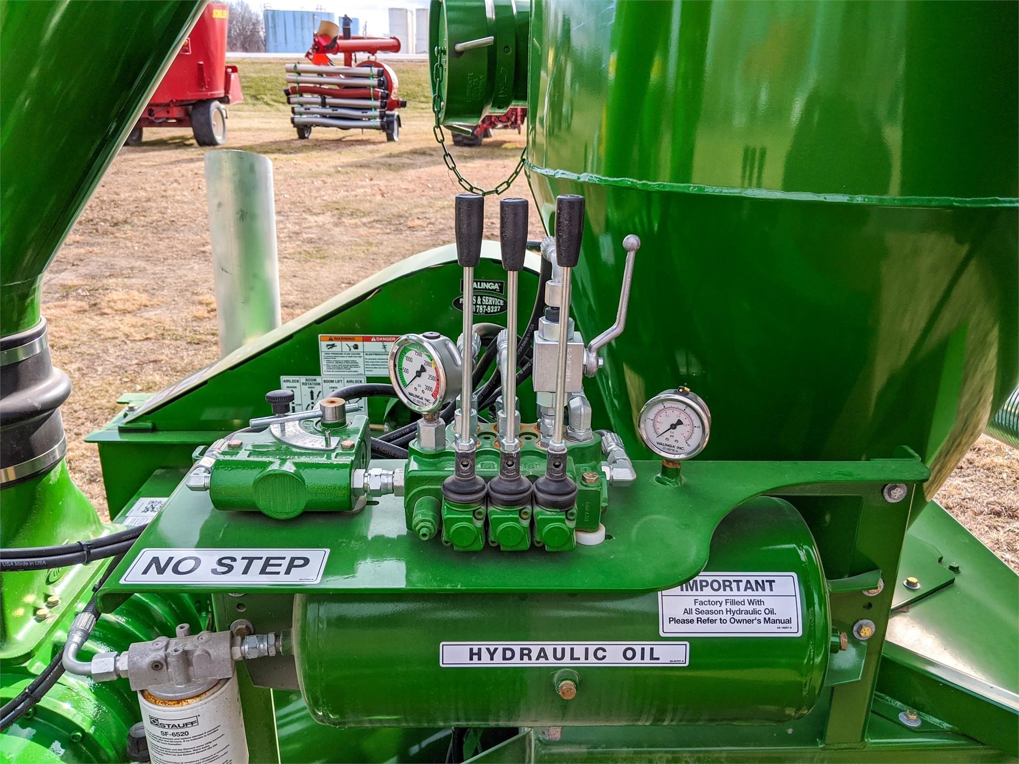 2026 Walinga AGRI-VAC 7614DLX Grain Vac