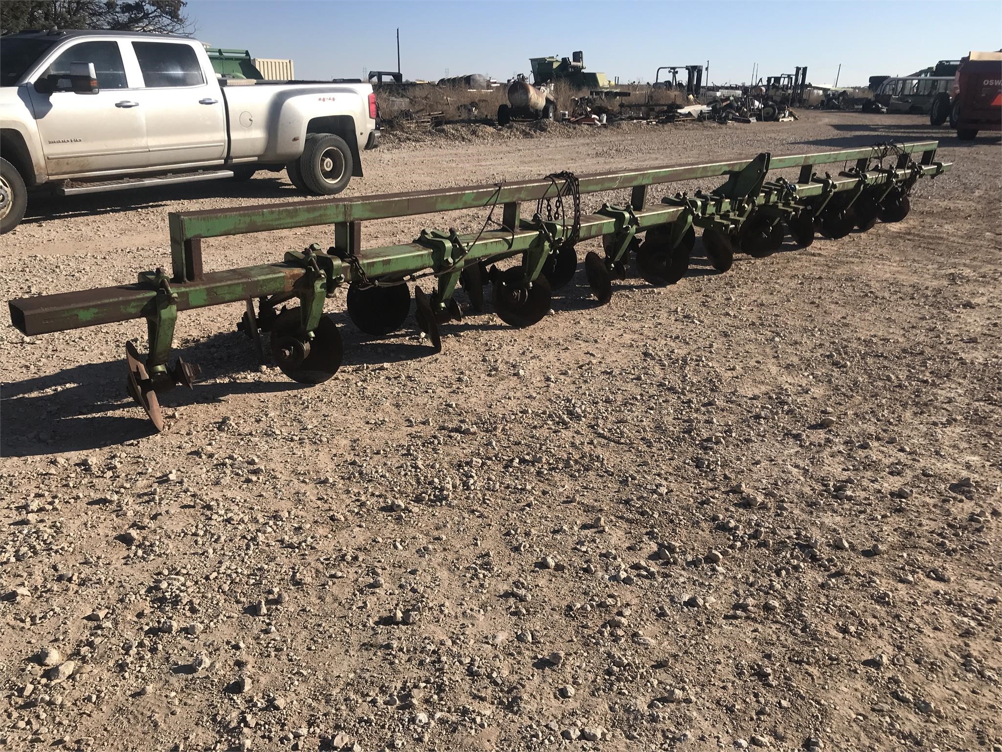  John Deere 988 Strip-Till