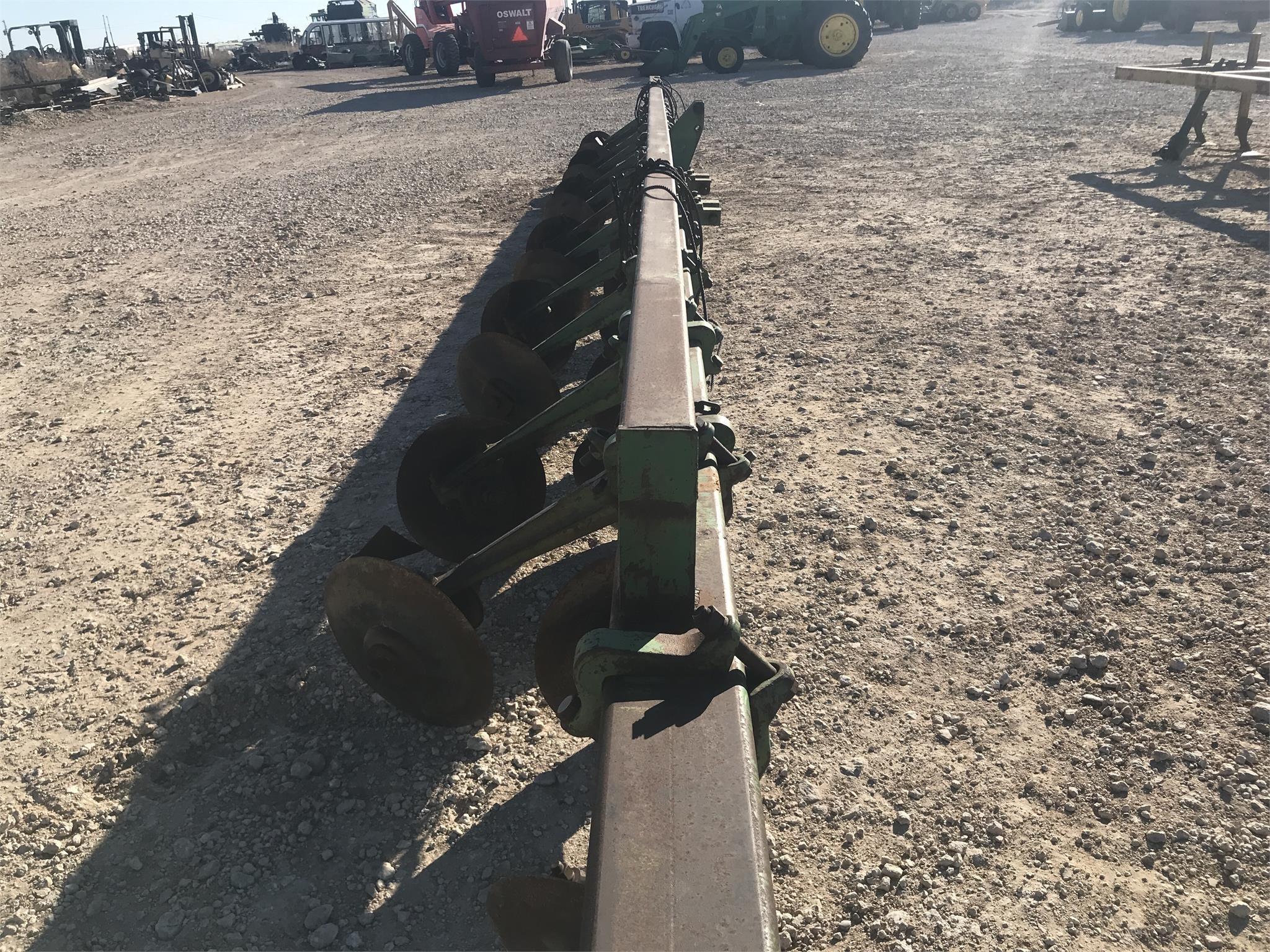  John Deere 988 Strip-Till
